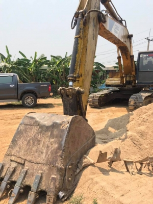 แม็กโครKOBBLCO SK200 มาร์ค3 ปี51แน่นๆเครื่องดี.ไฮโดริกแรงดี. มาลองดูครับ