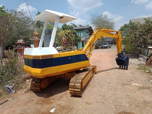 PC20-5 รถสวยพร้อมใช้ทำสีเช็คพร้อมใช้เครื่องดีปั้มแรงไม่รั่วซึมพร้อมลุยคลองเร็วไวพร้อมลุยงานราคา175,000ต่อรอง