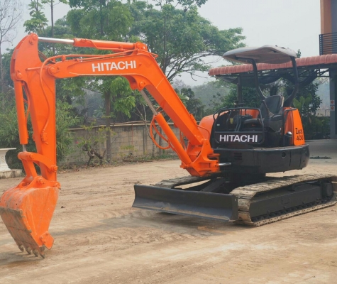 เก่านอกHITACHI ZX40U แทรคเหล็กก็อบยางราคา400,000บาท เก่านอกHITACHI ZX40U แทรคเหล็กก็อบยางราคา400,000บาท