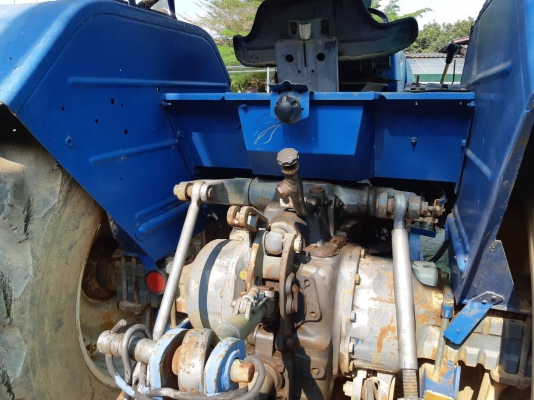 ขายรถไถ FORD 6640