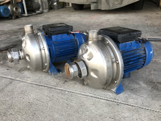 ขายปั้มน้ำหอยโข่งหัวปั้มสแตนเลส Ebara 3/4HP. 220V ไฟบ้าน สภาพสวยเดิมๆ วิ่งนิ่ม พร้อมใช้งาน ราคา 3,400 บาท (มีตำหนิขายึดน็อตบิ่นตัวละ 1ข้าง ไม่มีผลกับการใช้งานครับ)