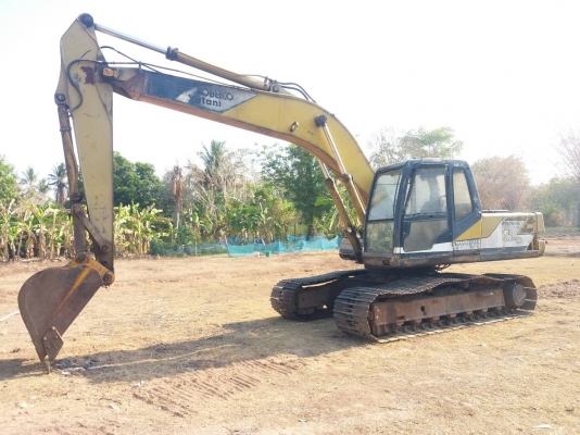 ขาย 435,000 KOBELCO sk 200-3 เครื่องดี ปั้มแรง ไฟฟ้าตัด เอวแน่น ช่วงล่างสวย รถพร้อมใช้ เอกสารชื้อขาย รถอยู่ นางรอง  บุรีรัมย์ 064-191-1112