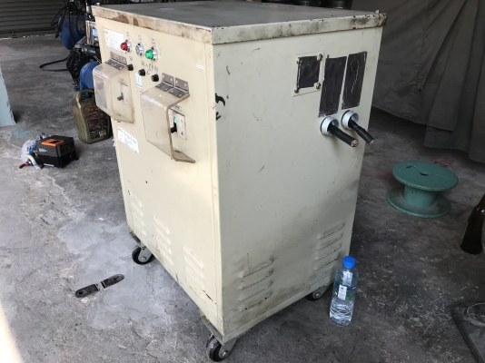 ขายหม้อแปลงไฟฟ้า 20KVA ไฟเข้า 380V 3สาย ไฟออก 200V 3สาม แยกออกได้ 3จุด  และต่อแยกเป็น 110V 2สายได้ครับ ใช้คุมเครื่องจักรญี่ปุ่น สภาพสวยมาก พร้อมใช้งาน