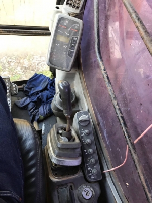 ขาย 850,000 HITACHI zx 200-1 เล่มทะเบียน เครื่องดี ปั้มแรง เอวแน่น ช่วงล่างสวย รถพร้อมใช้เอกสารโอน รถอยู่ ระยอง 064-191-1112 ขาย 850,000 HITACHI zx 200-1 เล่มทะเบียน เครื่องดี ปั้มแรง เอวแน่น ช่วงล่างสวย รถพร้อมใช้เอกสารโอน รถอยู่ ระยอง 064-191-1112