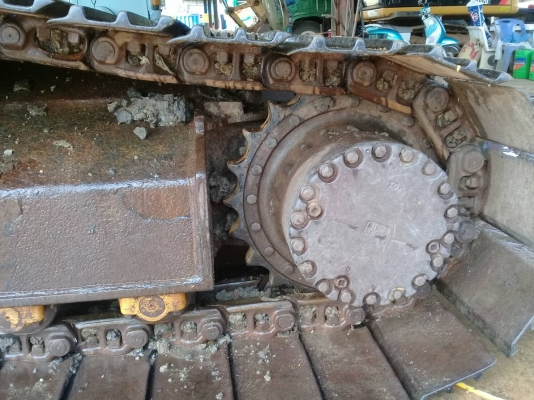 ขายแบคโฮKOMATSU PC200-7ทำงาน20,000ชม.โซ่หนาแอร์เย็นเล่มทะเบียน ขายแบคโฮKOMATSU PC200-7ทำงาน20,000ชม.โซ่หนาแอร์เย็นเล่มทะเบียน