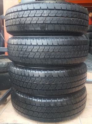 ขายยางป้ายแดง 215/70/15 ปี 0419 DUNLOP 4 เส้น