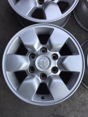 ล้อโตโยต้า ขอบ15+น๊อตเดิม ชุด4วง3900บ.โทร0879050181.ส่งได้ทั่วไทย