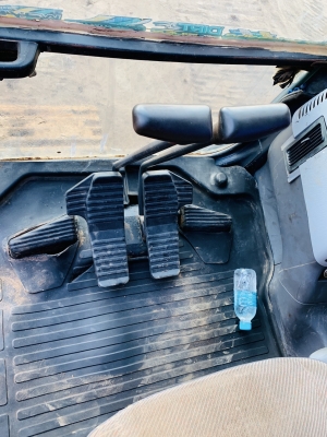 ขาย 1,250,000KOMATSU PC200-7 เล่มทะเบียน รถใช้งาน 12,xxxชม. ช่วงล่างเต็ม เครื่อง ปั๊มดี ไฟฟ้าครบ รถสวยพร้อมใช้ แอร์หนาว รถอยู่ ปทุมธานี สามโคก 090-772-3710 090-772-3708 ขาย 1,250,000KOMATSU PC200-7 เล่มทะเบียน รถใช้งาน 12,xxxชม. ช่วงล่างเต็ม เครื่อง ปั๊มดี ไฟฟ้าครบ รถสวยพร้อมใช้ แอร์หนาว รถอยู่ ปทุมธานี สามโคก 090-772-3710 090-772-3708