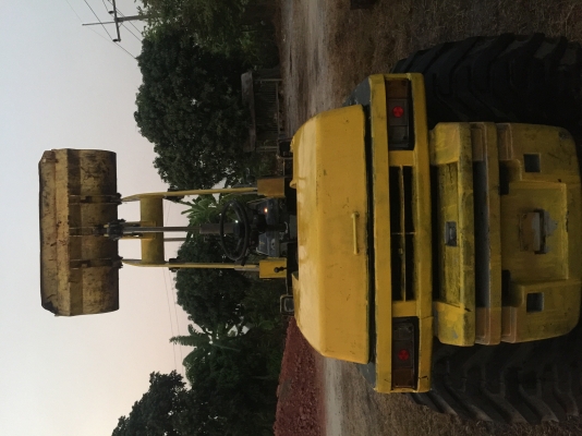 ????????????ขายรถตักล้อยาง นำเข้าจากญี่ปุ่น komatsu wa40-3 สภาพสวยพร้อมใช้งาน ระบบสมบูรณ์ สนใจสอบถามได้ที่☎️089-2579650