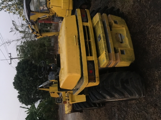 ????????????ขายรถตักล้อยาง นำเข้าจากญี่ปุ่น komatsu wa40-3 สภาพสวยพร้อมใช้งาน ระบบสมบูรณ์ สนใจสอบถามได้ที่☎️089-2579650