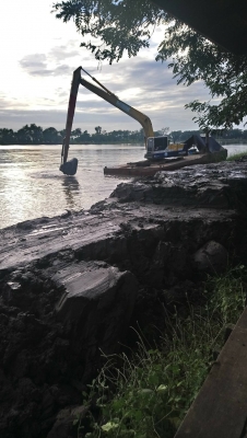 ขายโป็ะรุ่นใหม่พร้อมรถแบคโคบูมยาว16-18 เมตร5ลำKomatsu 200-5ทั้งหมดรถสวยไฟฟ้าครบทุกคันเจ้าของขายเอง ขายโป็ะรุ่นใหม่พร้อมรถแบคโคบูมยาว16-18 เมตร5ลำKomatsu 200-5ทั้งหมดรถสวยไฟฟ้าครบทุกคันเจ้าของขายเอง