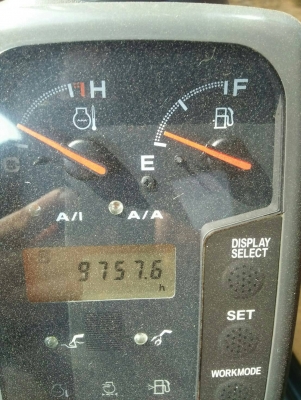 ขายรถแบคโฮ HITACHI ZX200-1 บูมยาว 16 เมตร เอกสารเล่ม ราคา 1480000