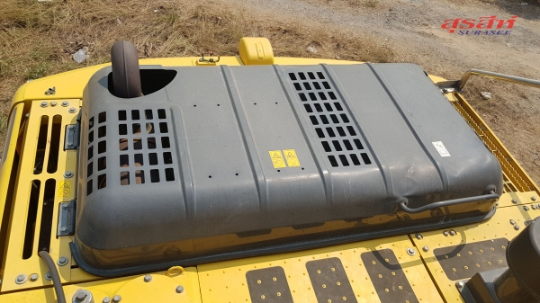 ขายรถแบคโฮ KOMATSU PC200-8M0 ซีเรียลสูง จอเหลือง กล้องหลัง กรองอากาศหลัง ใช้งานเพียง 4 พันชั่วโมง