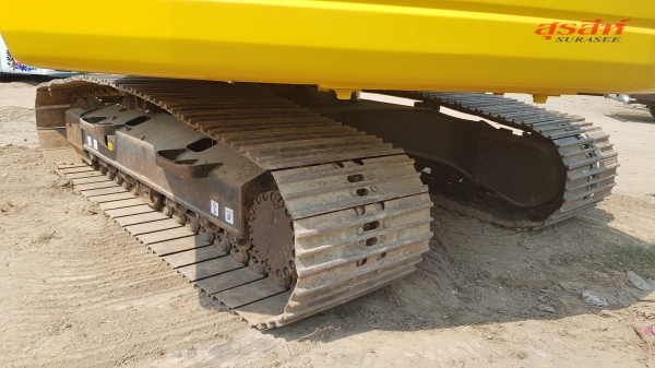 ขายรถแบคโฮ KOMATSU PC200-8M0 ซีเรียลสูง จอเหลือง กล้องหลัง กรองอากาศหลัง ใช้งานเพียง 4 พันชั่วโมง