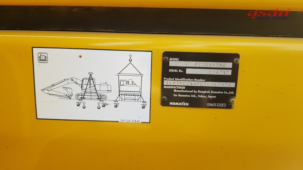 ขายรถแบคโฮ KOMATSU PC200-8M0 ซีเรียลสูง จอเหลือง กล้องหลัง กรองอากาศหลัง ใช้งานเพียง 4 พันชั่วโมง