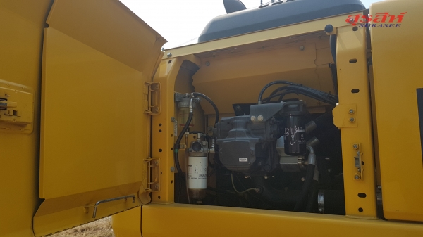 ขายรถแบคโฮ KOMATSU PC200-8M0 ซีเรียลสูง จอเหลือง กล้องหลัง กรองอากาศหลัง ใช้งานเพียง 4 พันชั่วโมง