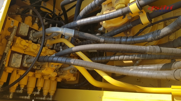 ขายรถแบคโฮ KOMATSU PC200-8M0 ซีเรียลสูง จอเหลือง กล้องหลัง กรองอากาศหลัง ใช้งานเพียง 4 พันชั่วโมง