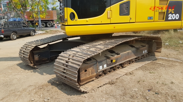 ขายรถแบคโฮ KOMATSU PC200-8M0 ซีเรียลสูง จอเหลือง กล้องหลัง กรองอากาศหลัง ใช้งานเพียง 4 พันชั่วโมง