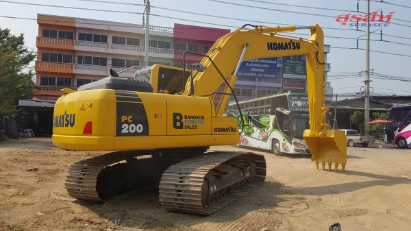 ขายรถแบคโฮ KOMATSU PC200-8M0 ซีเรียลสูง จอเหลือง กล้องหลัง กรองอากาศหลัง ใช้งานเพียง 4 พันชั่วโมง