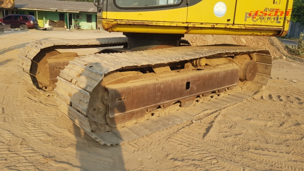 ขายรถแบคโฮ KOMATSU PC100L-6 เก่านอกผ่านการใช้งานในไทยน้อยมาก ส่วนใหญ่จอด