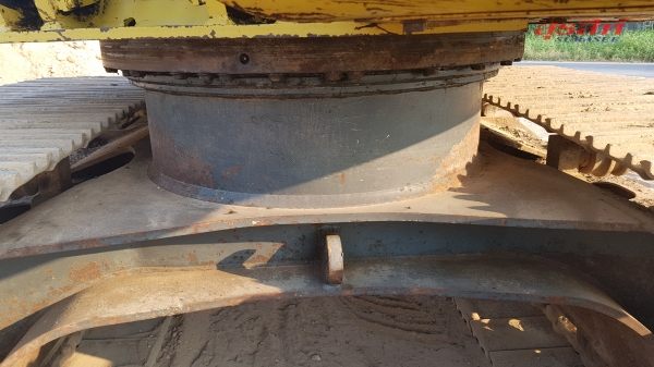 ขายรถแบคโฮ KOMATSU PC100L-6 เก่านอกผ่านการใช้งานในไทยน้อยมาก ส่วนใหญ่จอด