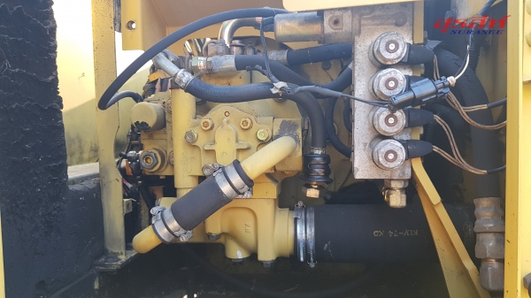 ขายรถแบคโฮ KOMATSU PC100L-6 เก่านอกผ่านการใช้งานในไทยน้อยมาก ส่วนใหญ่จอด