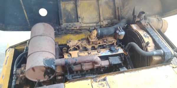 ขายจ้า..KOMATSU PC120-3 เก่าในสภาพดี  พร้อมใช้ ลองระบบกันได้ทุกวัน โทร 089-3818694 จ๊อย