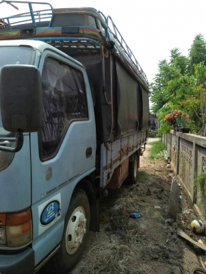 Isuzu NPr66LX 120แรงฝาขาว ห้างแท้ปี40 กะบะยาว 4.30ม เล่มพร้อมโอน