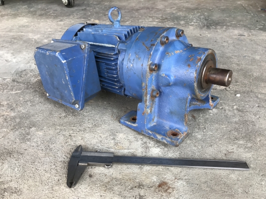 ขายมอเตอร์เกียร์ Cycro drive Sumitomo 1HP. 380V made in Japan อัตราทด 1:29 เพลาออกประมาณ 50รอบต่อนาที สภาพสวยเดิมๆ หมุนนิ่ม พร้อมใช้งาน