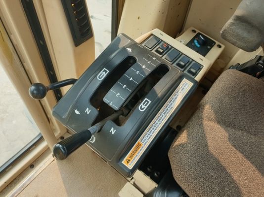 มาใหม่ ! ! ขายรถเกรด Caterpillar 140H นำเข้าจาก USA แท้ 1000\% Serial 2ZK045xx สภาพสวย ไม่เคยใช้งานในไทย