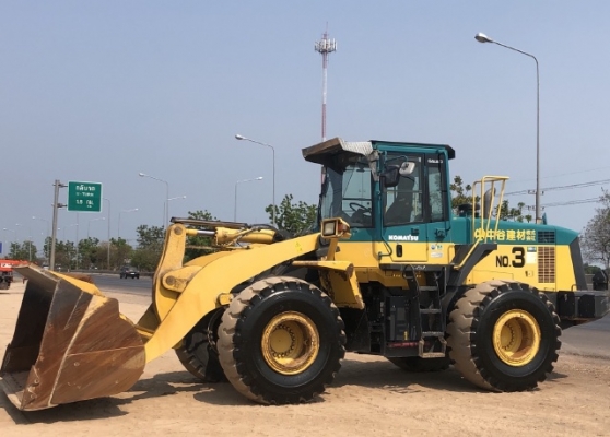 ขายรถตักล้อยาง KOMATSU WA430-6 นำเข้าเองจากญี่ปุ่น สภาพสวยพร้อมใช้ มีVDOการทำงานครับ ขายรถตักล้อยาง KOMATSU WA430-6 นำเข้าเองจากญี่ปุ่น สภาพสวยพร้อมใช้ มีVDOการทำงานครับ