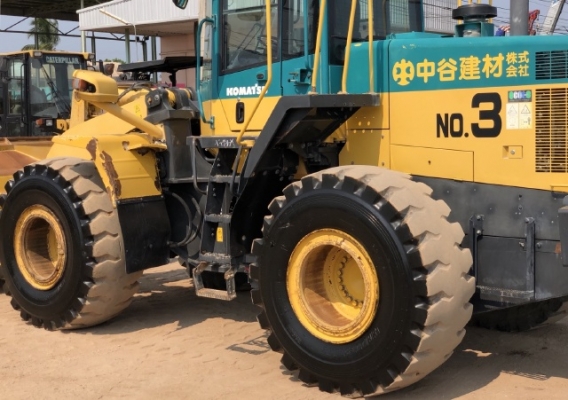 ขายรถตักล้อยาง KOMATSU WA430-6 นำเข้าเองจากญี่ปุ่น สภาพสวยพร้อมใช้ มีVDOการทำงานครับ ขายรถตักล้อยาง KOMATSU WA430-6 นำเข้าเองจากญี่ปุ่น สภาพสวยพร้อมใช้ มีVDOการทำงานครับ