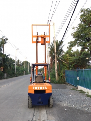 อาร์ ซี เอช โฟรคลิฟท์ ขาย โตโยต้า รุ่น 5 ดีเซล 3 ตัน อาร์ ซี เอช โฟรคลิฟท์ ขาย โตโยต้า รุ่น 5 ดีเซล 3 ตัน