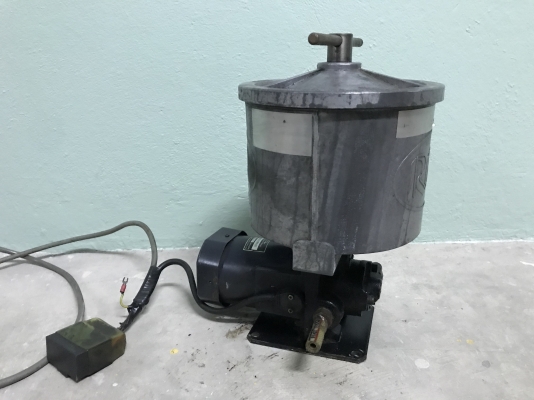ขายปั๊มน้ำมัน NOP Trochoid pump 90W 220V ไฟบ้าน made in Japan พร้อมถังกรอง สภาพสวยมาก พร้อมใช้งาน ราคา 3,000 บาทพร้อมส่ง ขายปั๊มน้ำมัน NOP Trochoid pump 90W 220V ไฟบ้าน made in Japan พร้อมถังกรอง สภาพสวยมาก พร้อมใช้งาน ราคา 3,000 บาทพร้อมส่ง