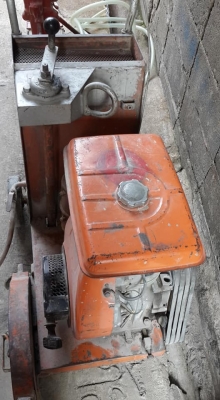 เครื่องตัดถนนคอนกรีต