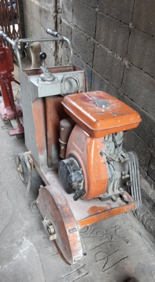 เครื่องตัดถนนคอนกรีต