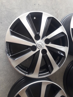 ขายล้อแม็ก vios 15 ส่งทำสีมาใหม่