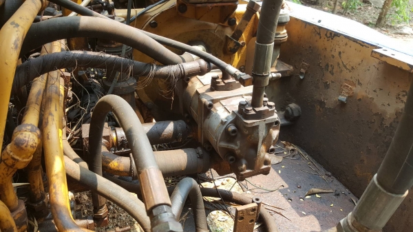 ขาย แบคโฮ KOMATSU PC60-3 เครื่องดี ช่วงล่างดี ปั้มอ่อนต้องเช็คหน่อย ราคาต่อรองได้ ขาย แบคโฮ KOMATSU PC60-3 เครื่องดี ช่วงล่างดี ปั้มอ่อนต้องเช็คหน่อย ราคาต่อรองได้