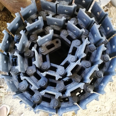 ขายแทรคเหล็ก นำเข้าเกาหลี อย่างดี (ใส่รถขุด ขนาดPc10 - Pc15) ????ราคาย่อมเยาว์???? ‼️ลูกค้าท่านใด สนใจ-สอบถาม ได้นะครับ ของพร้อมส่ง‼️ ☎️ติดต่อ 096-3268553 (สถิตย์พันธ์) ????ID LINE 0963268553 ร้านรุ่งเจริญแทรกเตอร์ อำเภอพระพุทธบาท จังหวัดสระบุรี