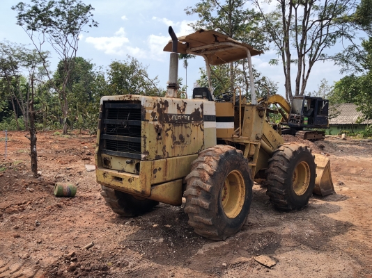 ขายรถตักล้อยาง KOMATSU 510 กรองเดี๋ยว สวยๆเดิมๆ สนใจโทร 081-970-1072 ขายรถตักล้อยาง KOMATSU 510 กรองเดี๋ยว สวยๆเดิมๆ สนใจโทร 081-970-1072