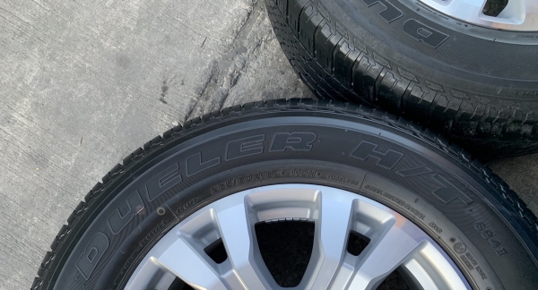 ล้อแม็ก Ford Ranger Wildtrak Limited รุ่นใหม่ล่าสุด ขอบ 18 พร้อมยาง 265-60-18 Bridgestone ปลายปี 15 แม็กสวย ดอกยางหนาปึก