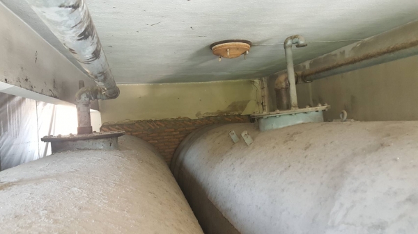 ถัง9000 ลิตรสภาพดีไม่มีผุ ถัง9000 ลิตรสภาพดีไม่มีผุ