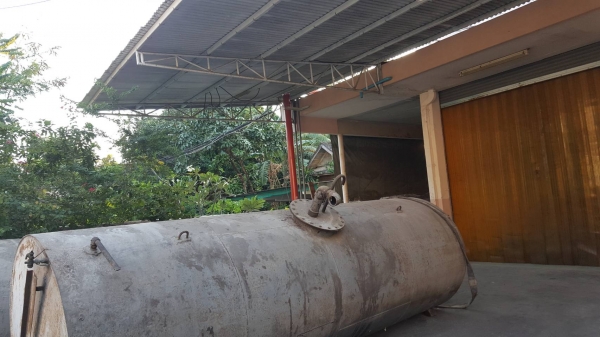 ถัง9000 ลิตรสภาพดีไม่มีผุ ถัง9000 ลิตรสภาพดีไม่มีผุ