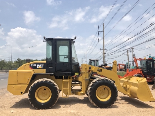 ขายรถตักล้อยาง CAT 910H (เทียบเท่า WA100-6) ปี 2010 นำเข้าเองจากญี่ปุ่น สภาพสวยพร้อมใช้ มีVDOการทำงานครับ