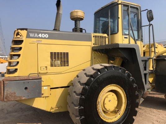 ขายรถตักล้อยาง KOMATSU WA400-3 นำเข้าเองจากญี่ปุ่น สภาพสวยพร้อมใช้ มีVDOการทำงานครับ