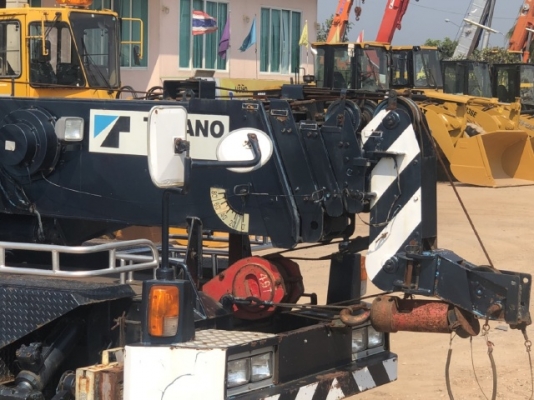 ขายรถเครน TADANO TR80M-1 (ขนาด 8 ตัน) ปี 1992 นำเข้าเองจากญี่ปุ่น สภาพสวยพร้อมใช้ มีVDOการทำงานครับ