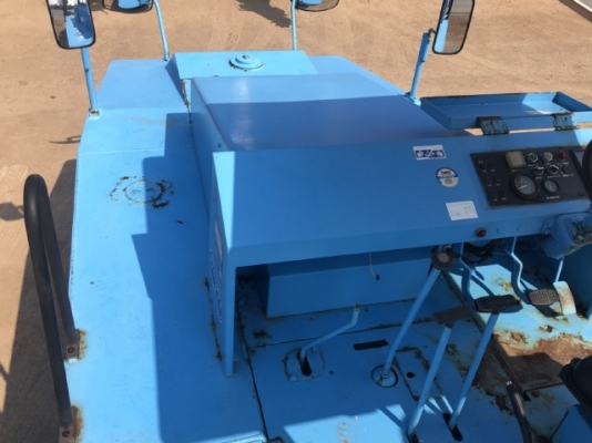 ขายรถบด 9 ล้อ DYNAPAC CP202 ปี 2000 นำเข้าเองจากญี่ปุ่น สภาพสวยพร้อมใช้ มีVDOการทำงานครับ ขายรถบด 9 ล้อ DYNAPAC CP202 ปี 2000 นำเข้าเองจากญี่ปุ่น สภาพสวยพร้อมใช้ มีVDOการทำงานครับ