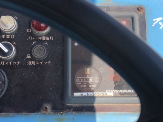 ขายรถบด 9 ล้อ DYNAPAC CP202 ปี 2000 นำเข้าเองจากญี่ปุ่น สภาพสวยพร้อมใช้ มีVDOการทำงานครับ ขายรถบด 9 ล้อ DYNAPAC CP202 ปี 2000 นำเข้าเองจากญี่ปุ่น สภาพสวยพร้อมใช้ มีVDOการทำงานครับ