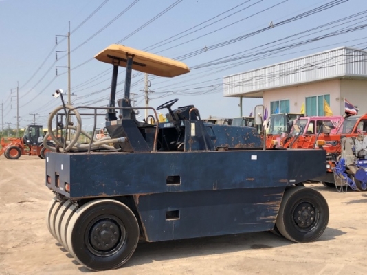 ขายรถบด 9 ล้อ SAKAI TS200 นำเข้าเองจากญี่ปุ่น สภาพสวยพร้อมใช้ มีVDOการทำงานครับ