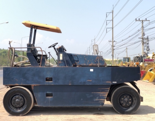 ขายรถบด 9 ล้อ SAKAI TS200 นำเข้าเองจากญี่ปุ่น สภาพสวยพร้อมใช้ มีVDOการทำงานครับ